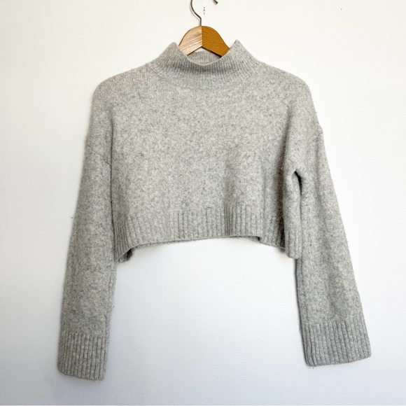 Princess Polly Wool Blend Jens Turtleneck Cropped Sweater Gray Small Medium - Picture 3 of 10